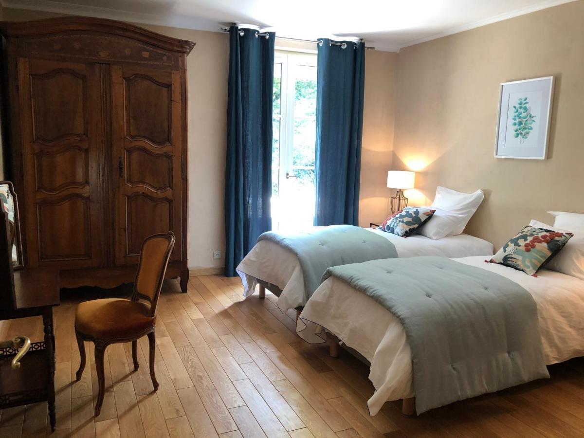 La Souveraine Saint-Genis-Laval Luaran gambar